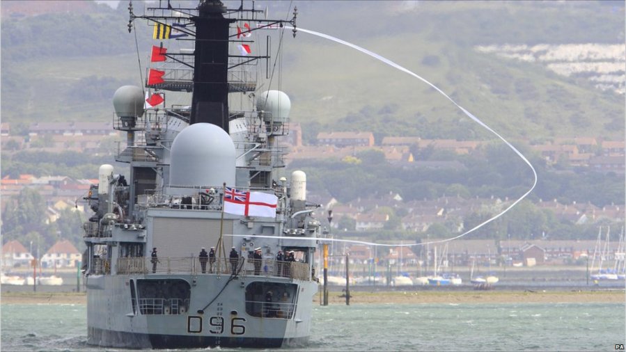 HMS Gloucester Paying Off Pennant